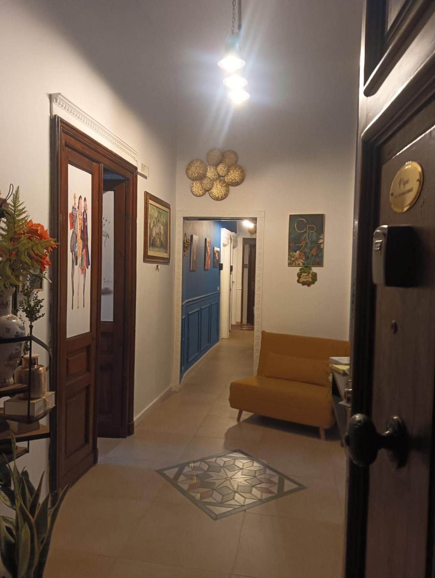 Pepe Bed & Breakfast เนเปิลส์ ภายนอก รูปภาพ